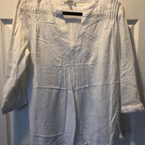 Rose & Rhyme white blouse